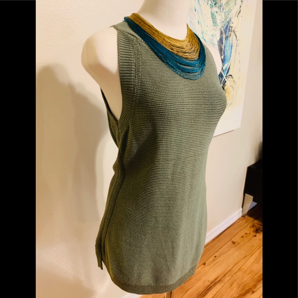 WHBM sleeveless knitted top- halter look